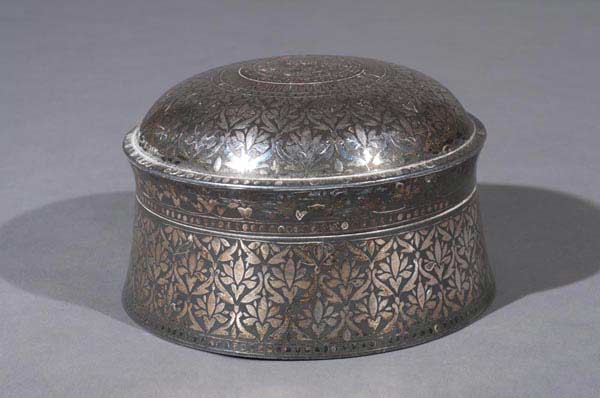 Bidri Pan Daan, Deccan, 18th century